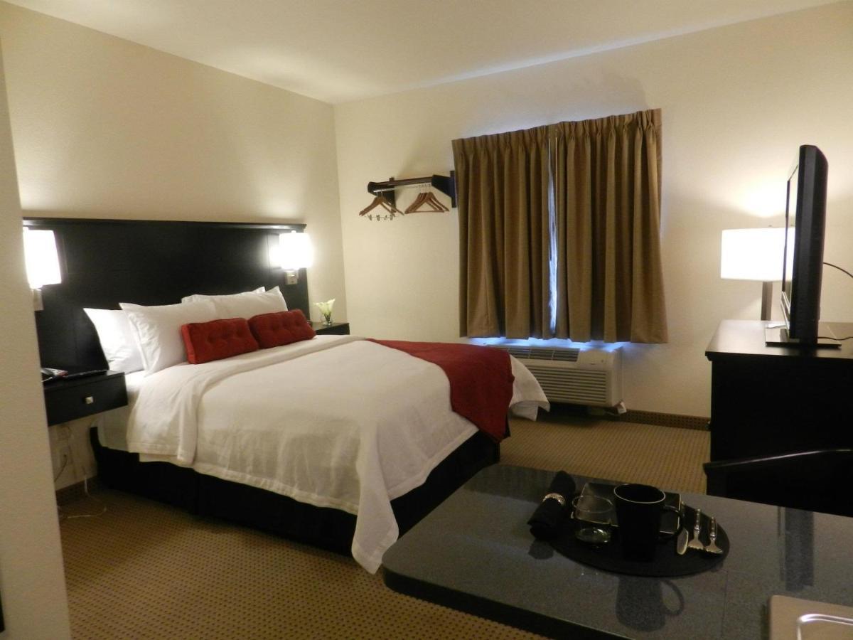 Black Gold Suites Tioga Экстерьер фото